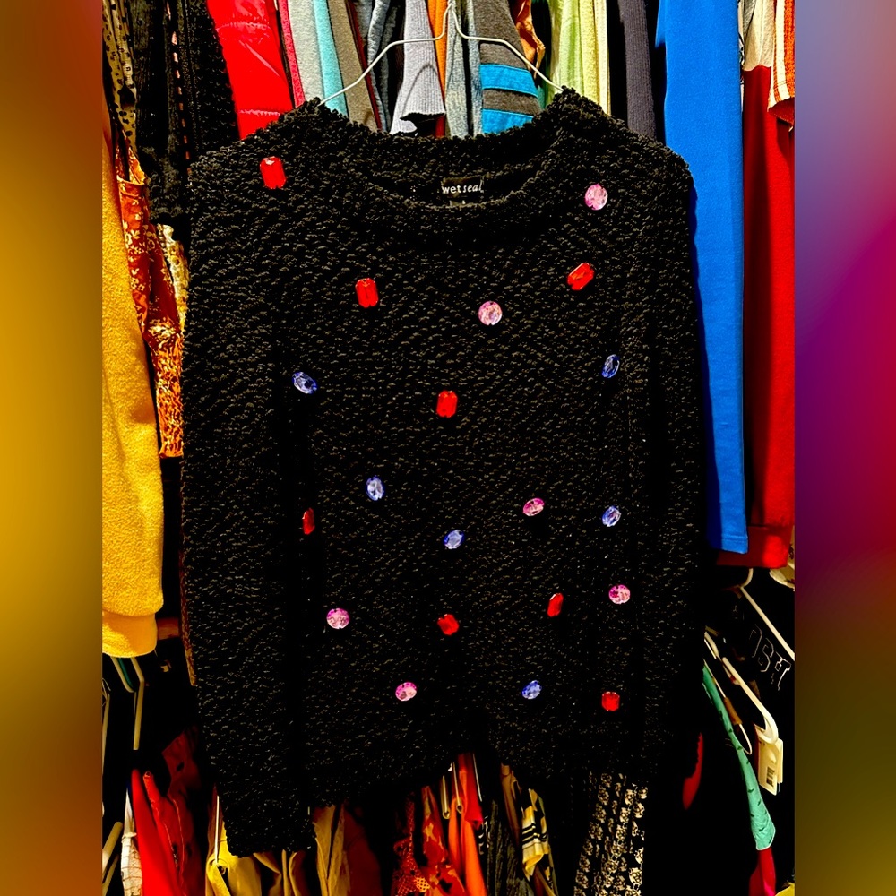 Wet Seal discontinued brand size small pullover sweater with gemstones